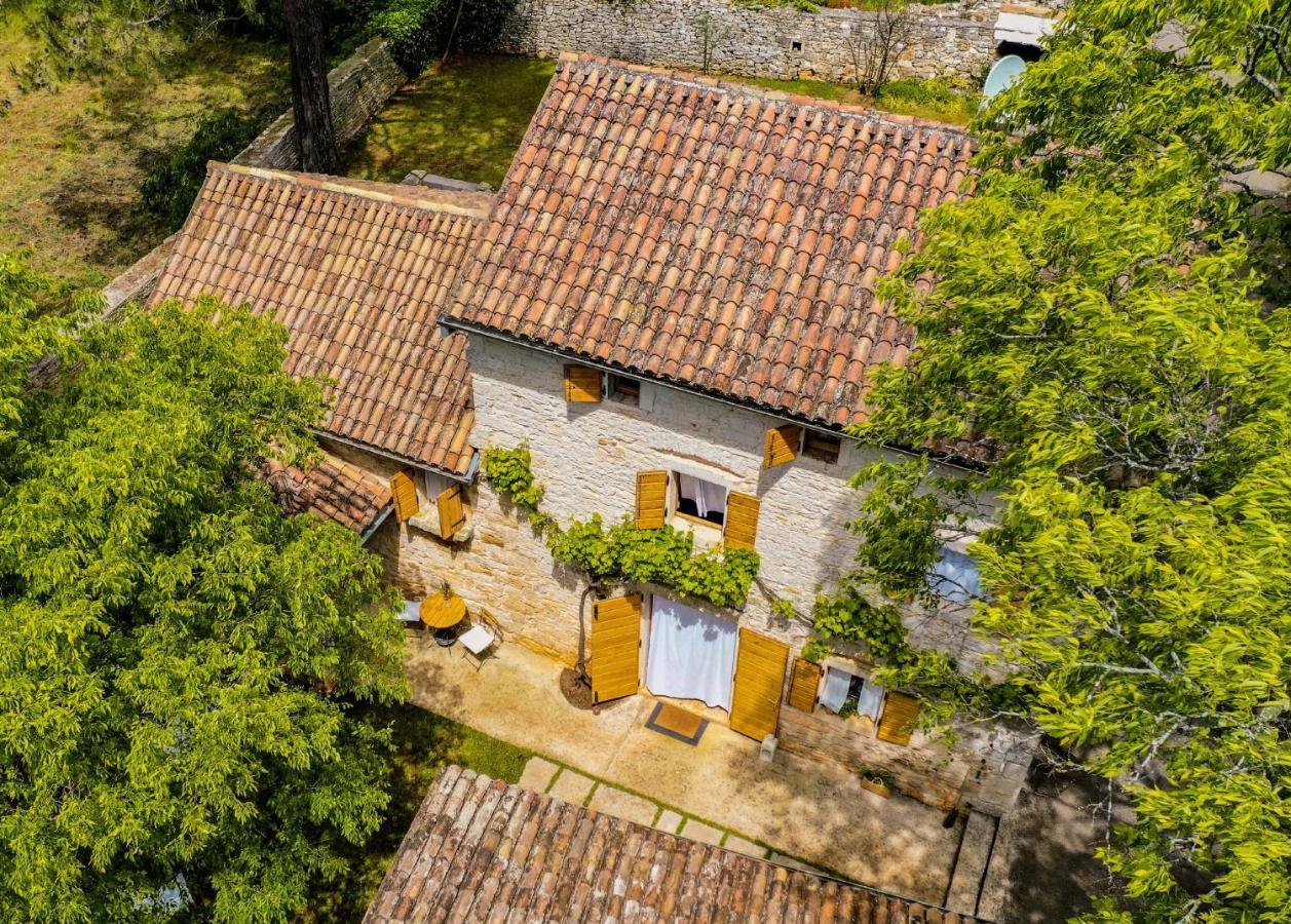 Una In Kranjcici - Haus Fuer 5-6 Personen Svetvincenat Bagian luar foto